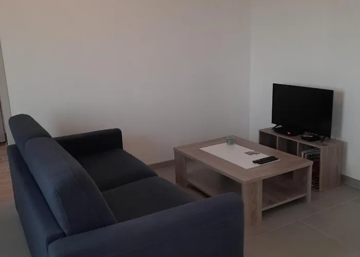 Agreable Maison A Portes * Antheuil-Portes